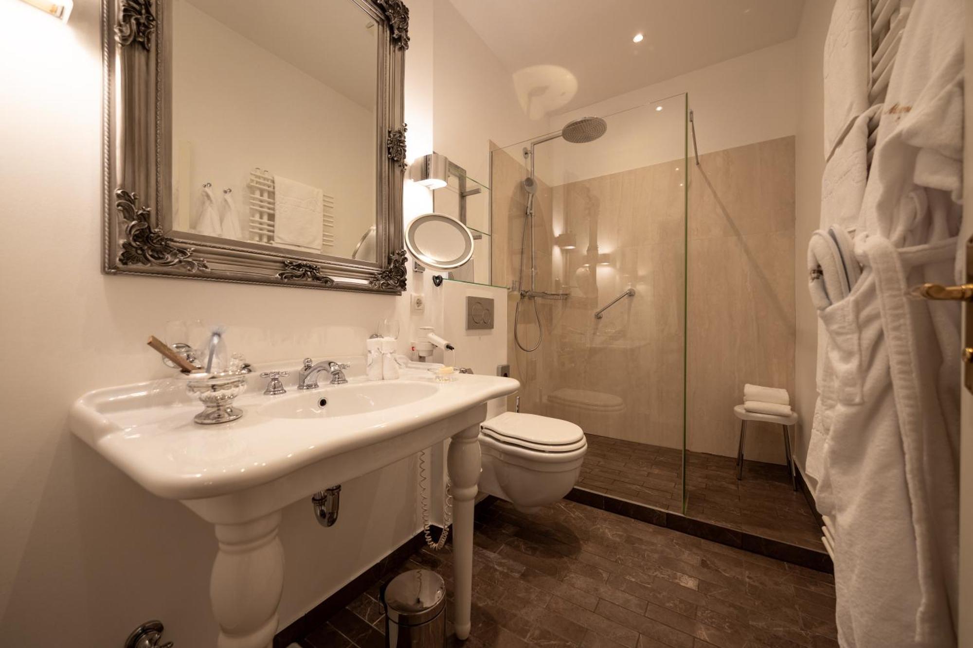 ווסטרלנד Hotel Miramar מראה חיצוני תמונה